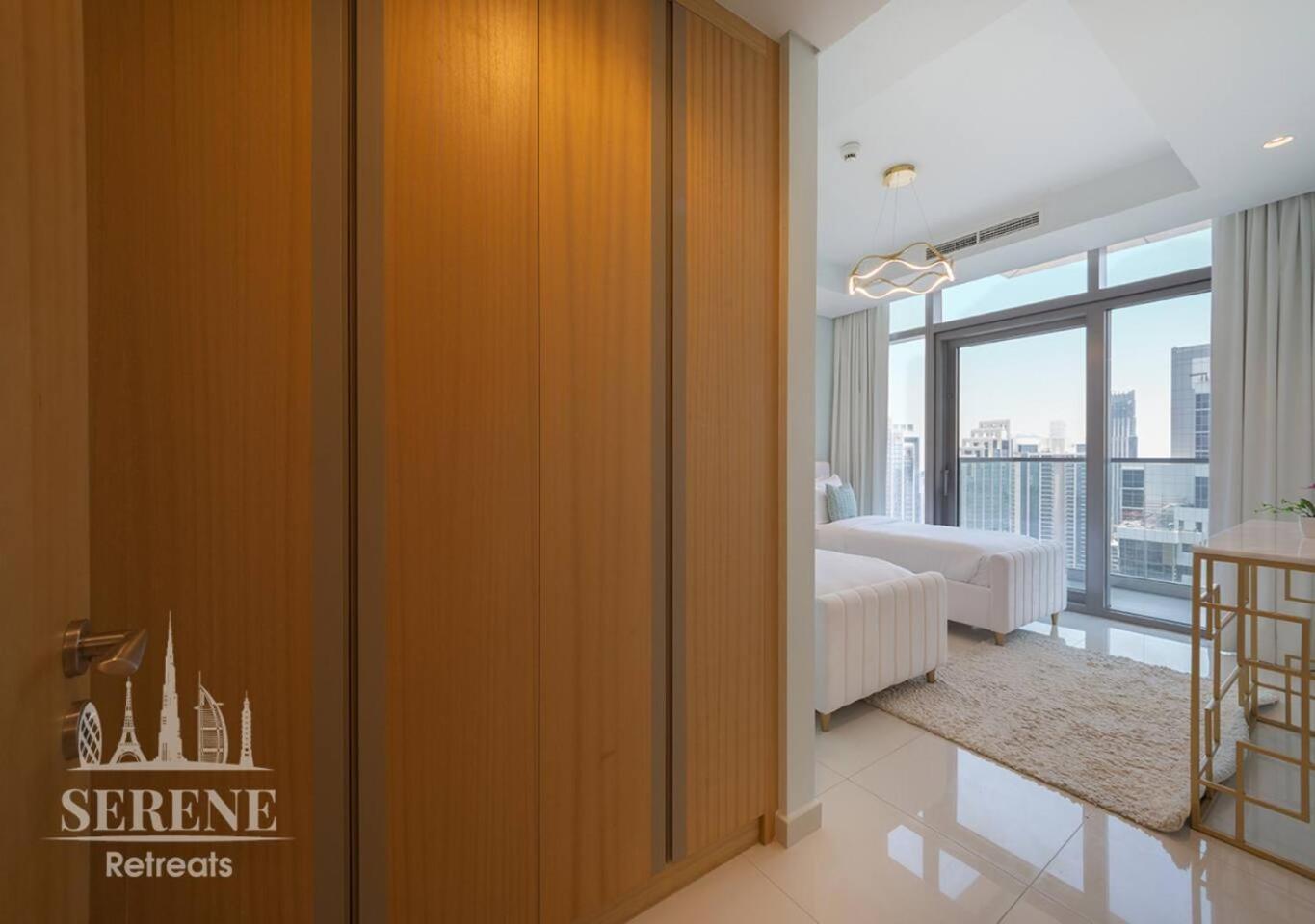 Serene Retreats Paramount 2 Bed Flat With Burj View Appartement Dubai Buitenkant foto